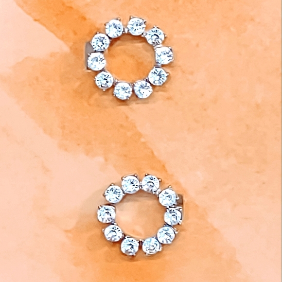 VIDAL SASSOON VINTAGE OLD MONEY BARRETTES ON ORIGINAL CARD (2005) - Picture 2 of 4